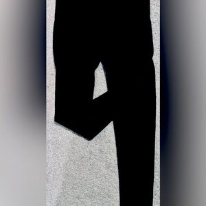 High waisted black leggings